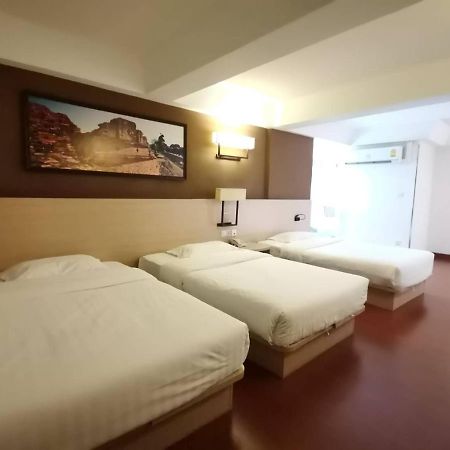 Chiang Roi 7 Days Inn Τσιάνγκ Μάι Εξωτερικό φωτογραφία