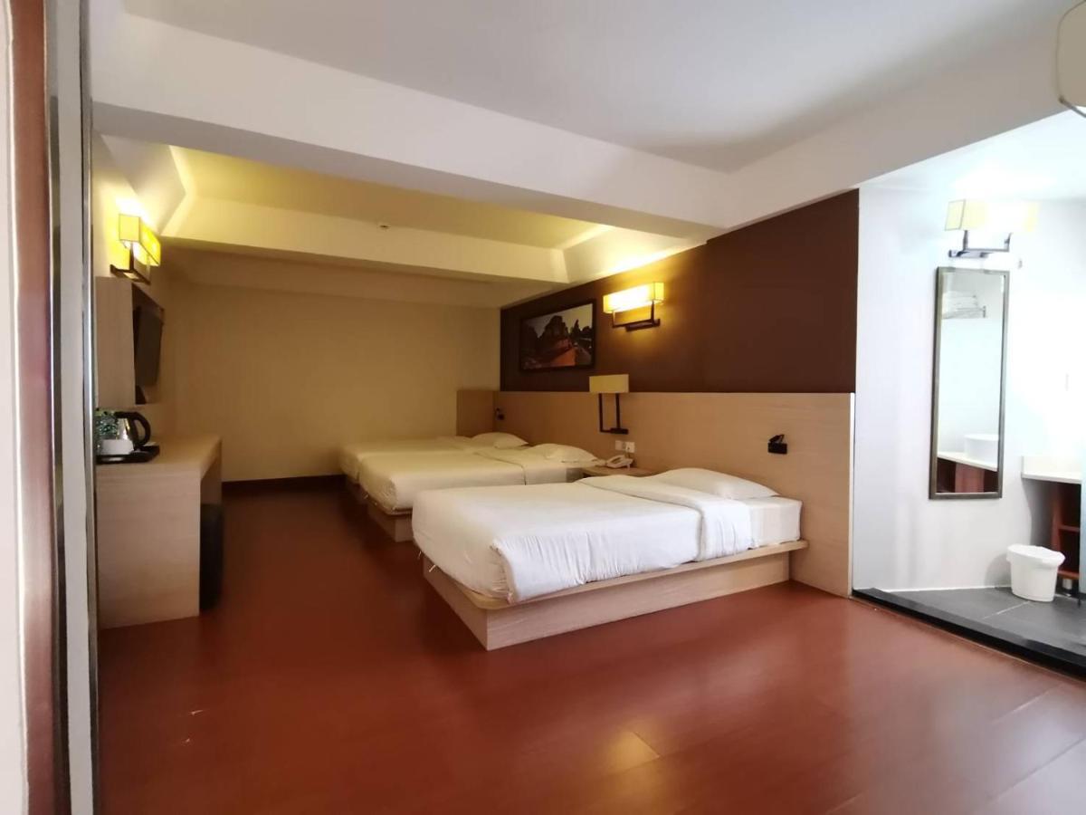 Chiang Roi 7 Days Inn Τσιάνγκ Μάι Εξωτερικό φωτογραφία