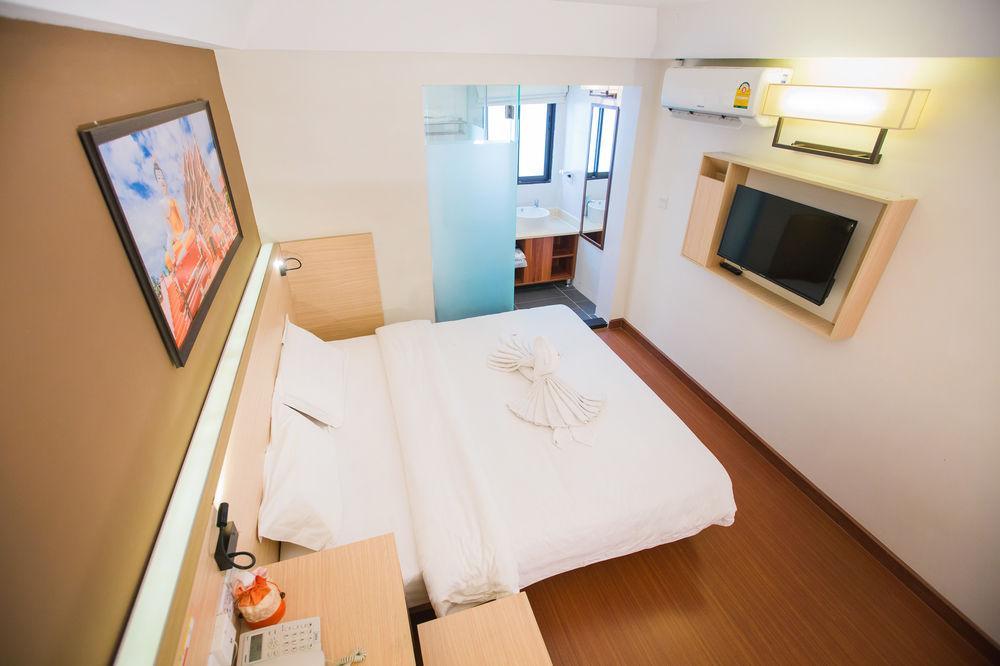 Chiang Roi 7 Days Inn Τσιάνγκ Μάι Εξωτερικό φωτογραφία