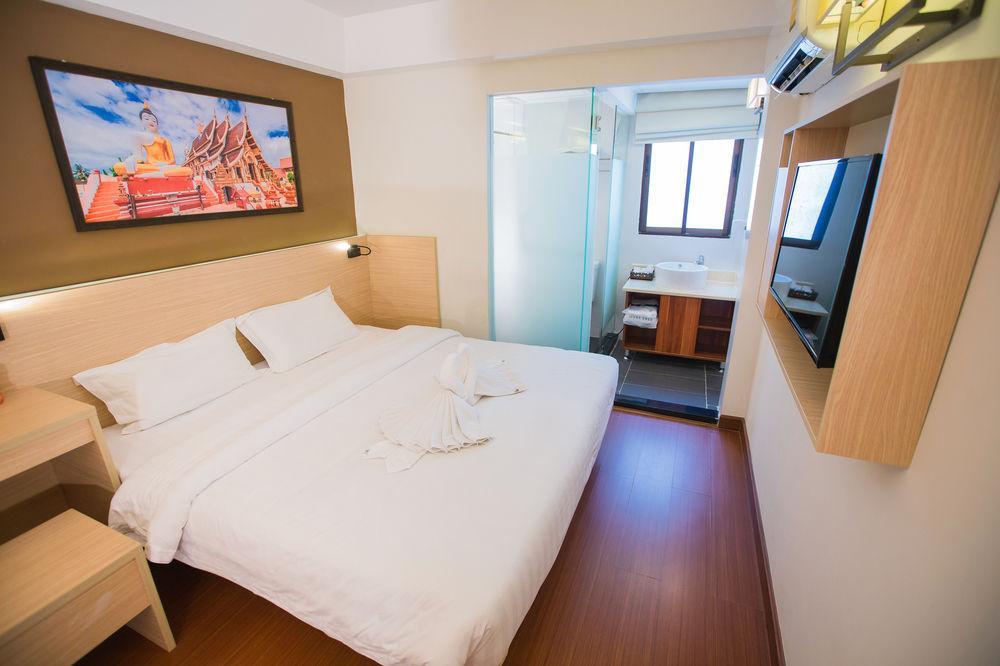 Chiang Roi 7 Days Inn Τσιάνγκ Μάι Εξωτερικό φωτογραφία