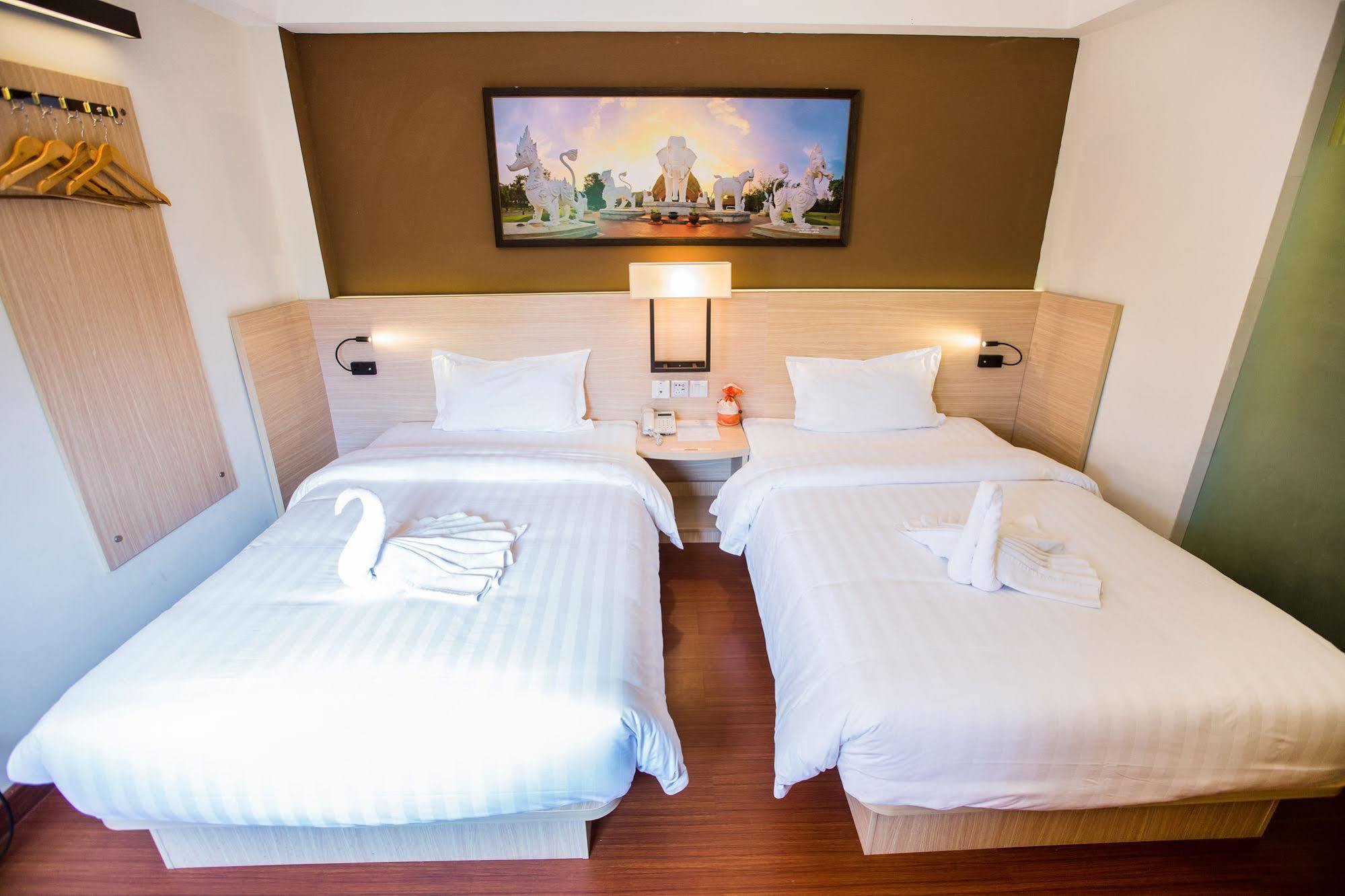 Chiang Roi 7 Days Inn Τσιάνγκ Μάι Εξωτερικό φωτογραφία