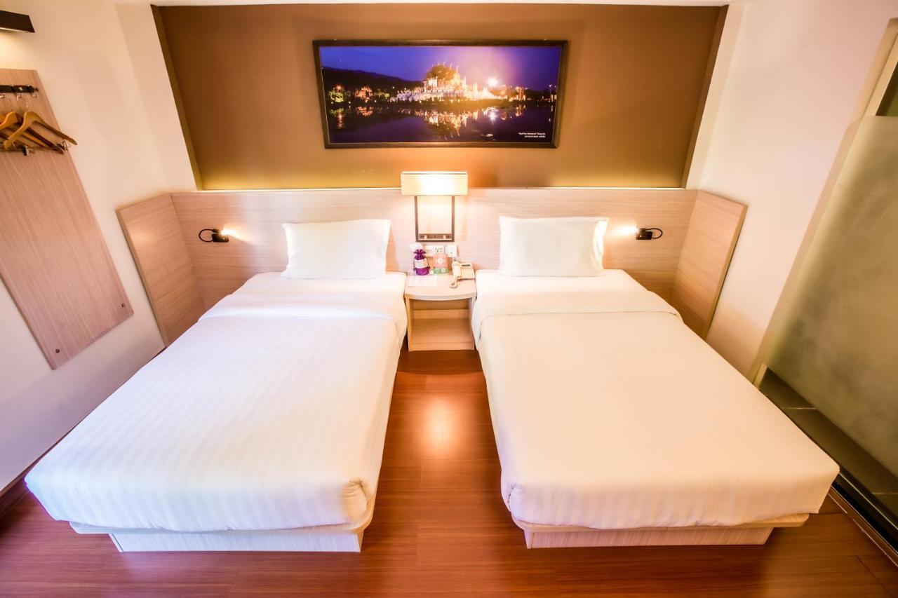 Chiang Roi 7 Days Inn Τσιάνγκ Μάι Εξωτερικό φωτογραφία